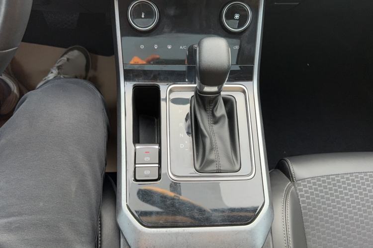Used Chery Tiggo 5x 2020 1.5L CVT Fashion Edition Gear Lever