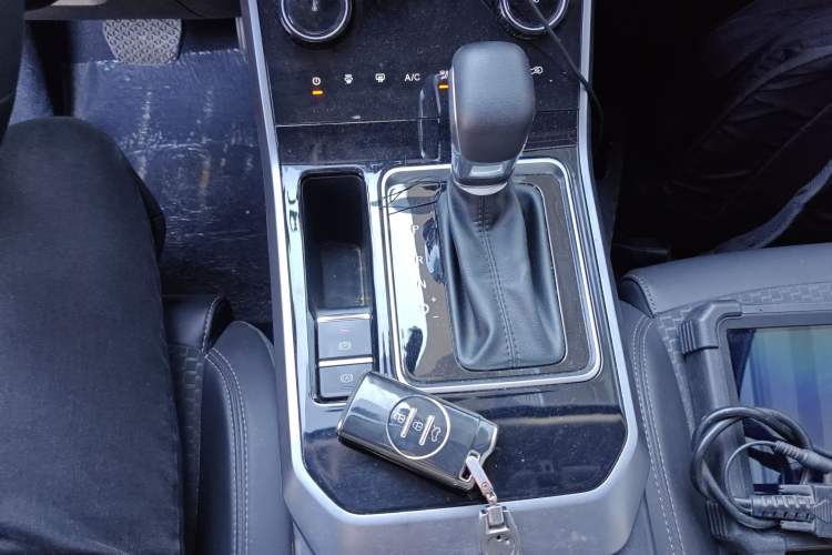 Used Chery Tiggo 5x 2020 1.5L CVT Fashion Edition Gear Lever