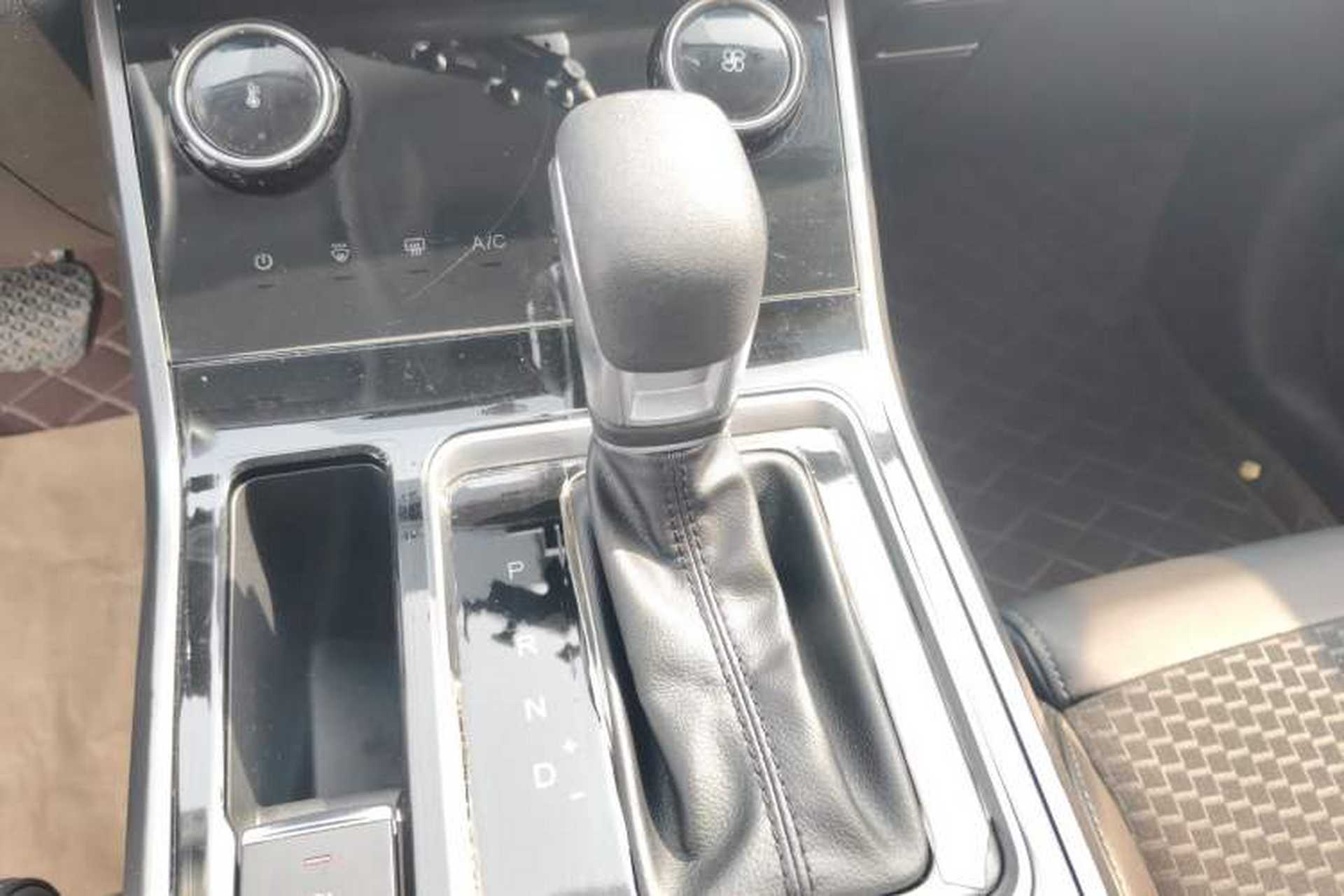 Used Chery Tiggo 5x 2020 1.5L CVT Fashion Edition Gear Lever