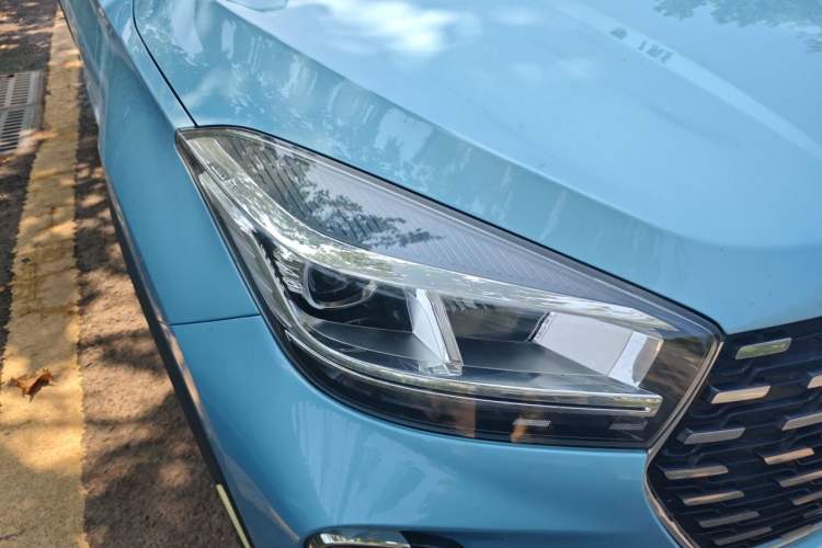 Used Chery Tiggo 5x 2020 1.5L CVT Luxury Edition Right Front Headlight