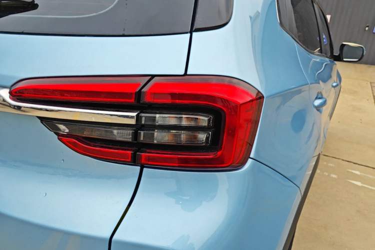 Used Chery Tiggo 5x 2020 1.5L CVT Luxury Edition Right Rear Taillight