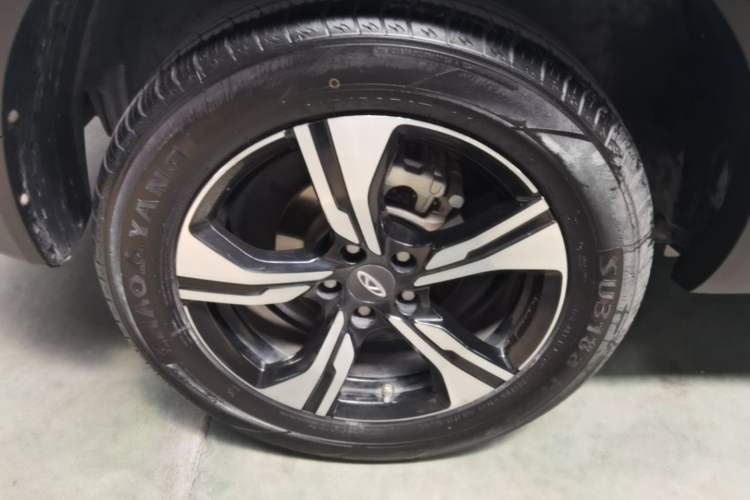 Used Chery Tiggo 5x 2020 1.5L CVT Fashion Edition Right Rear Wheel Hub