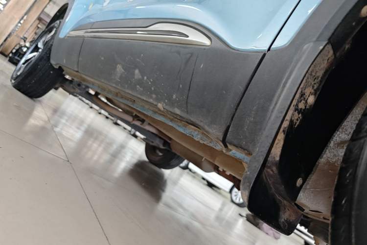 Used Chery Tiggo 5x 2020 1.5L CVT Fashion Edition Right Side Sill