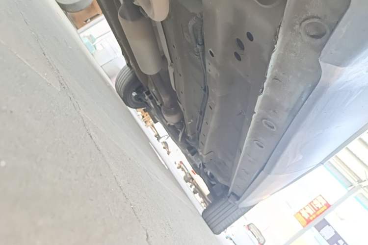 Used Chery Tiggo 5x 2020 1.5L CVT Fashion Edition Right Side Sill