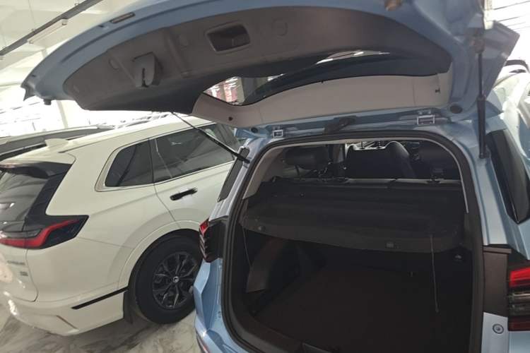Used Chery Tiggo 5x 2020 1.5L CVT Fashion Edition Trunk