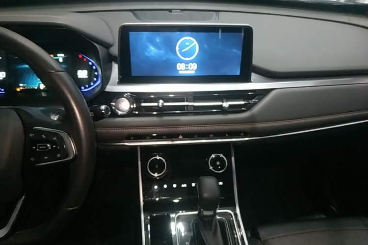 Used Chery Tiggo 5x 2020 1.5L CVT Luxury Edition Audio And AC Panel
