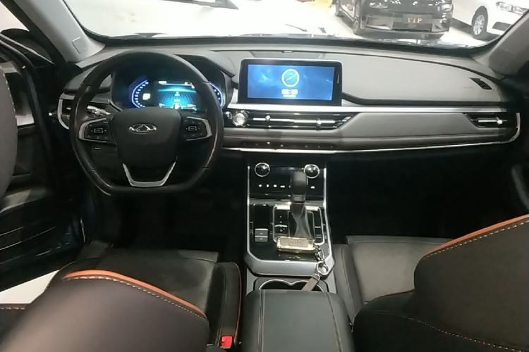 Used Chery Tiggo 5x 2020 1.5L CVT Luxury Edition Center Console