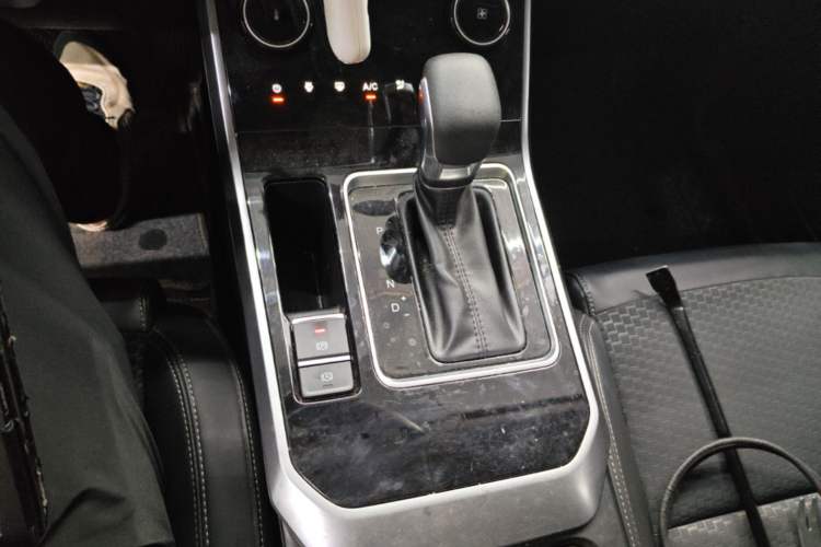 Used Chery Tiggo 5x 2020 1.5L CVT Fashion Edition Gear Lever