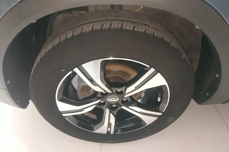Used Chery Tiggo 5x 2020 1.5L CVT Luxury Edition Left Front Wheel Hub