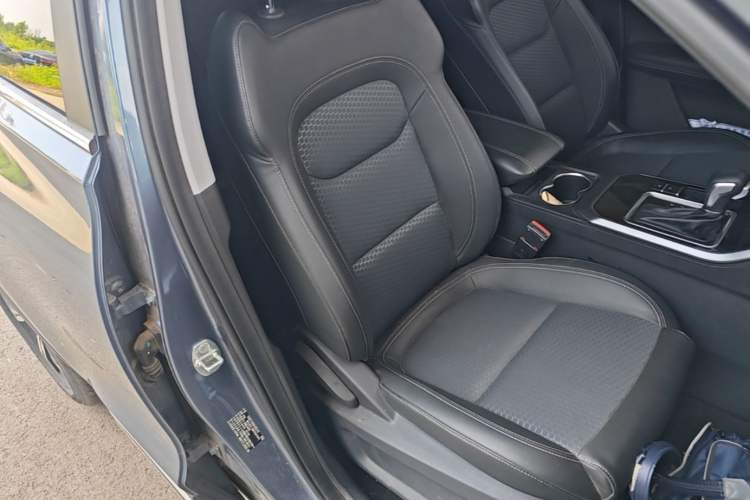 Used Chery Tiggo 5x 2020 1.5L CVT Fashion Edition Right Front Seat