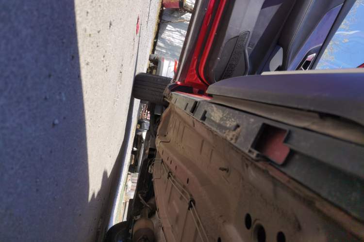 Used Chery Tiggo 5x 2020 1.5L CVT Fashion Edition Left Side Sill
