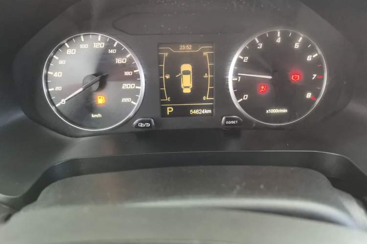 Used Chery Tiggo 5x 2020 1.5L CVT Fashion Edition Odometer Close Up