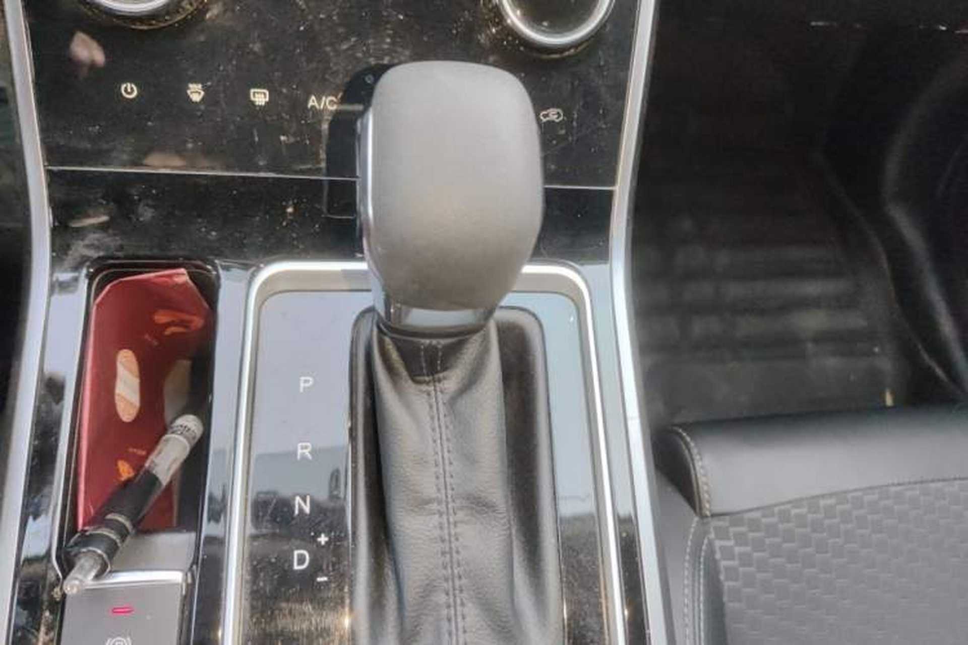 Used Chery Tiggo 5x 2020 1.5L CVT Fashion Edition Gear Lever