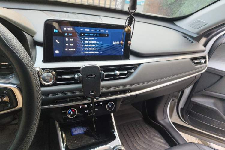 Used Chery Tiggo 5x 2020 1.5L Manual Fashion Edition Audio And AC Panel