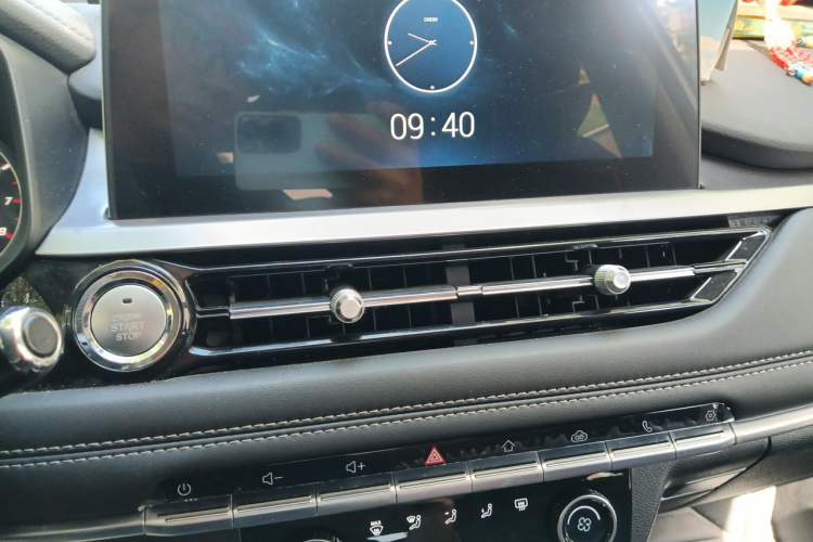 Used Chery Tiggo 5x 2020 1.5L Manual Urban Edition Audio And AC Panel
