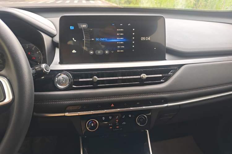 Used Chery Tiggo 5x 2020 1.5L Manual Urban Edition Audio And AC Panel
