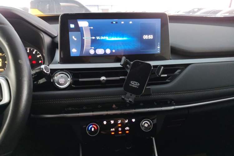 Used Chery Tiggo 5x 2020 1.5L Manual Fashion Edition Audio And AC Panel