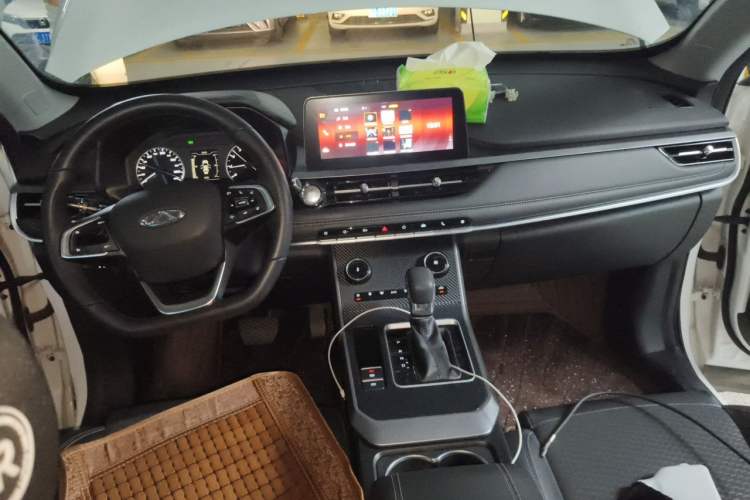Used Chery Tiggo 5x 2020 1.5L CVT Fashion Edition Center Console