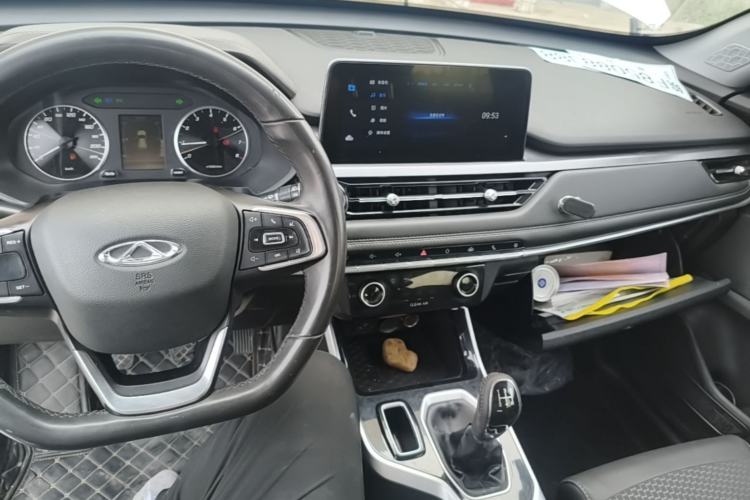 Used Chery Tiggo 5x 2020 1.5L Manual Fashion Edition Center Console
