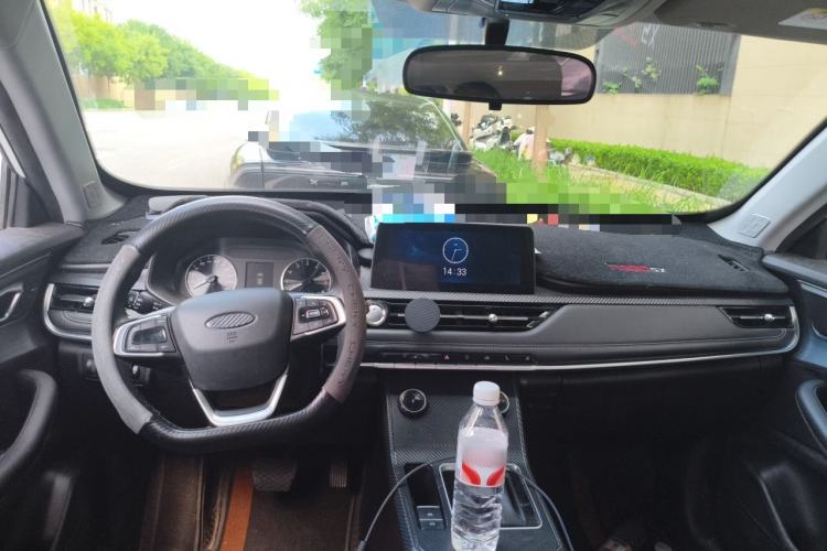 Used Chery Tiggo 5x 2020 1.5L CVT Fashion Edition Center Console