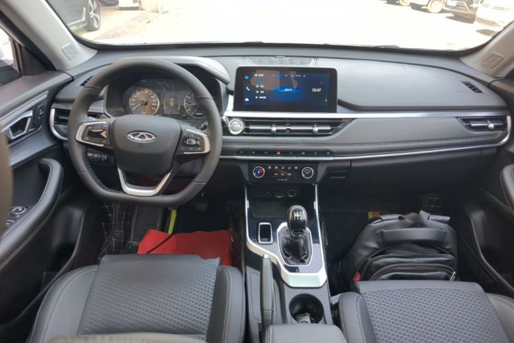 Used Chery Tiggo 5x 2020 1.5L Manual Fashion Edition Center Console