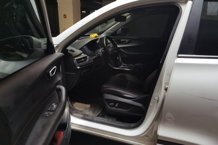 Used Chery Tiggo 5x 2020 1.5L CVT Luxury Edition Driver Seat