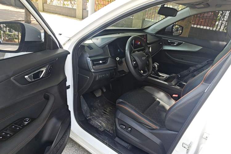 Used Chery Tiggo 5x 2020 1.5L CVT Luxury Edition Driver Seat