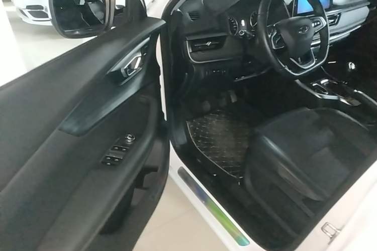 Used Chery Tiggo 5x 2020 1.5L Manual Fashion Edition Driver Seat