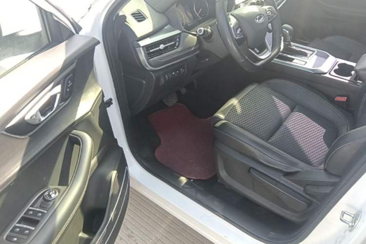 Used Chery Tiggo 5x 2020 1.5L CVT Fashion Edition Driver Seat