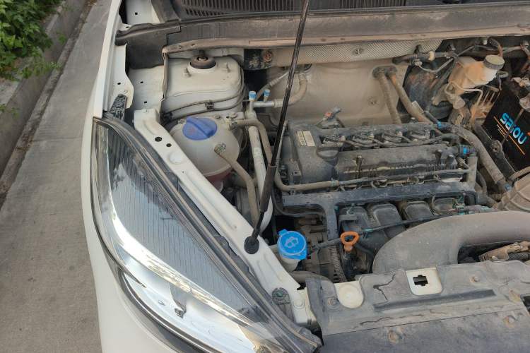 Used Chery Tiggo 5x 2020 1.5L Manual Urban Edition Engine Bay Right
