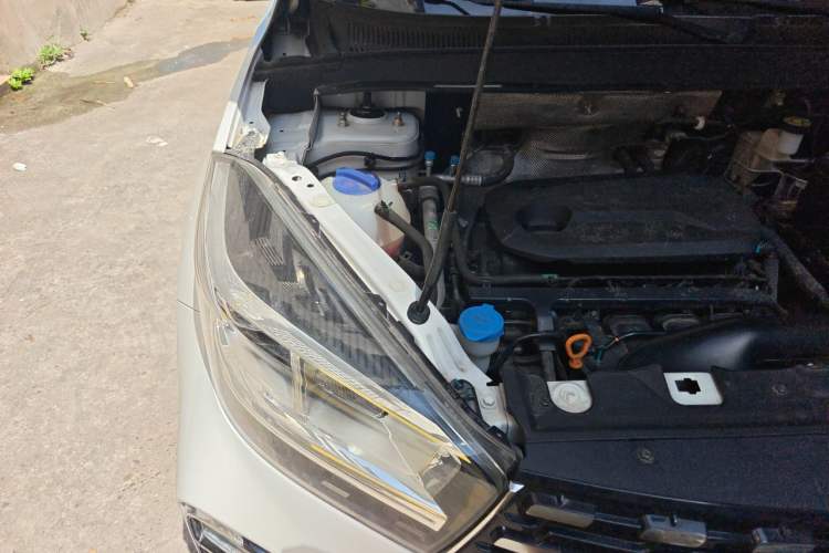 Used Chery Tiggo 5x 2020 1.5L Manual Fashion Edition Engine Bay Right