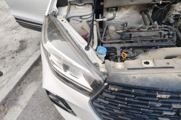 Used Chery Tiggo 5x 2020 1.5L Manual Fashion Edition Engine Bay Right