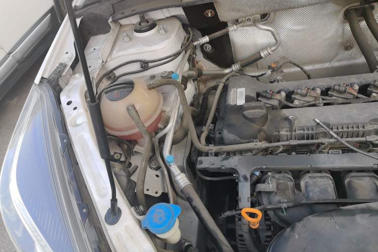 Used Chery Tiggo 5x 2020 1.5L CVT Fashion Edition Engine Bay Right