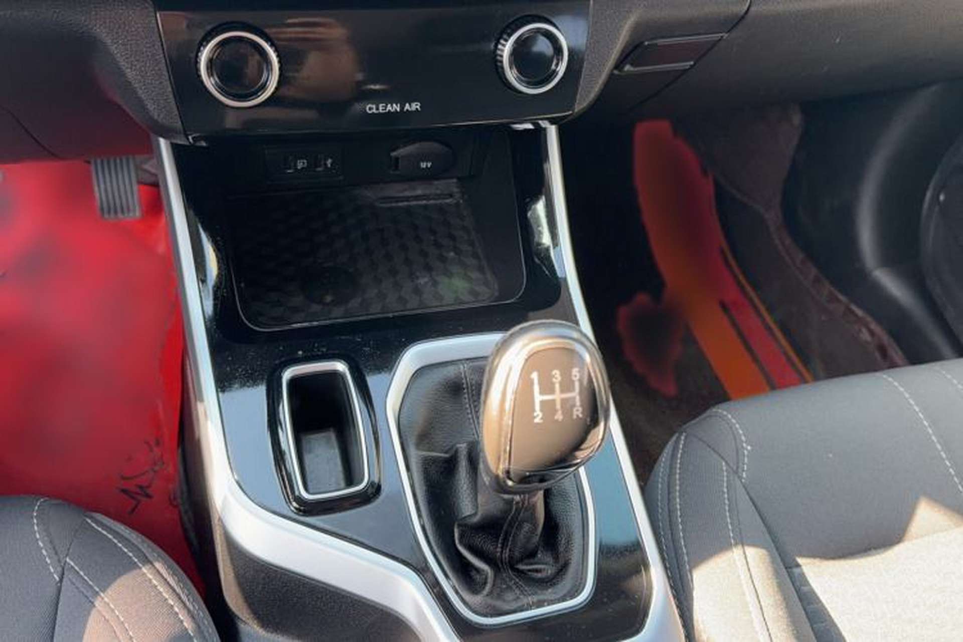 Used Chery Tiggo 5x 2020 1.5L Manual Urban Edition Gear Lever