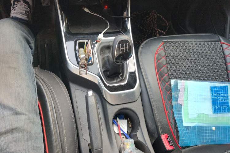 Used Chery Tiggo 5x 2020 1.5L Manual Urban Edition Gear Lever