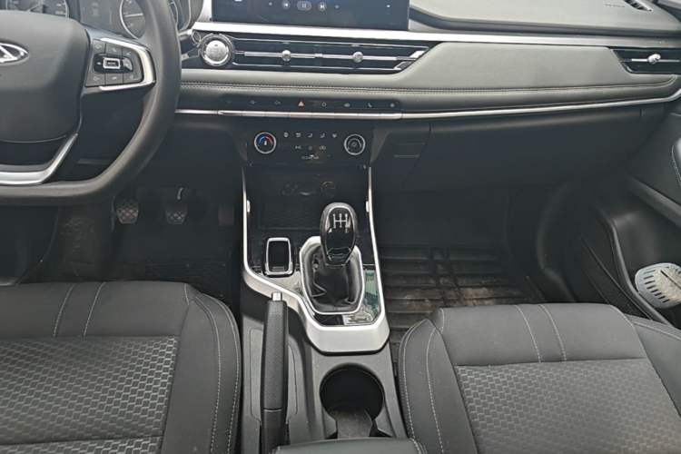 Used Chery Tiggo 5x 2020 1.5L Manual Urban Edition Gear Lever