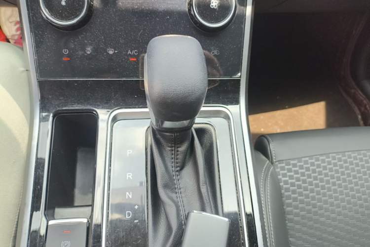 Used Chery Tiggo 5x 2020 1.5L CVT Fashion Edition Gear Lever