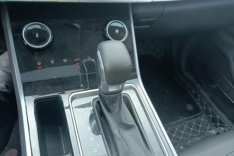 Used Chery Tiggo 5x 2020 1.5L CVT Fashion Edition Gear Lever