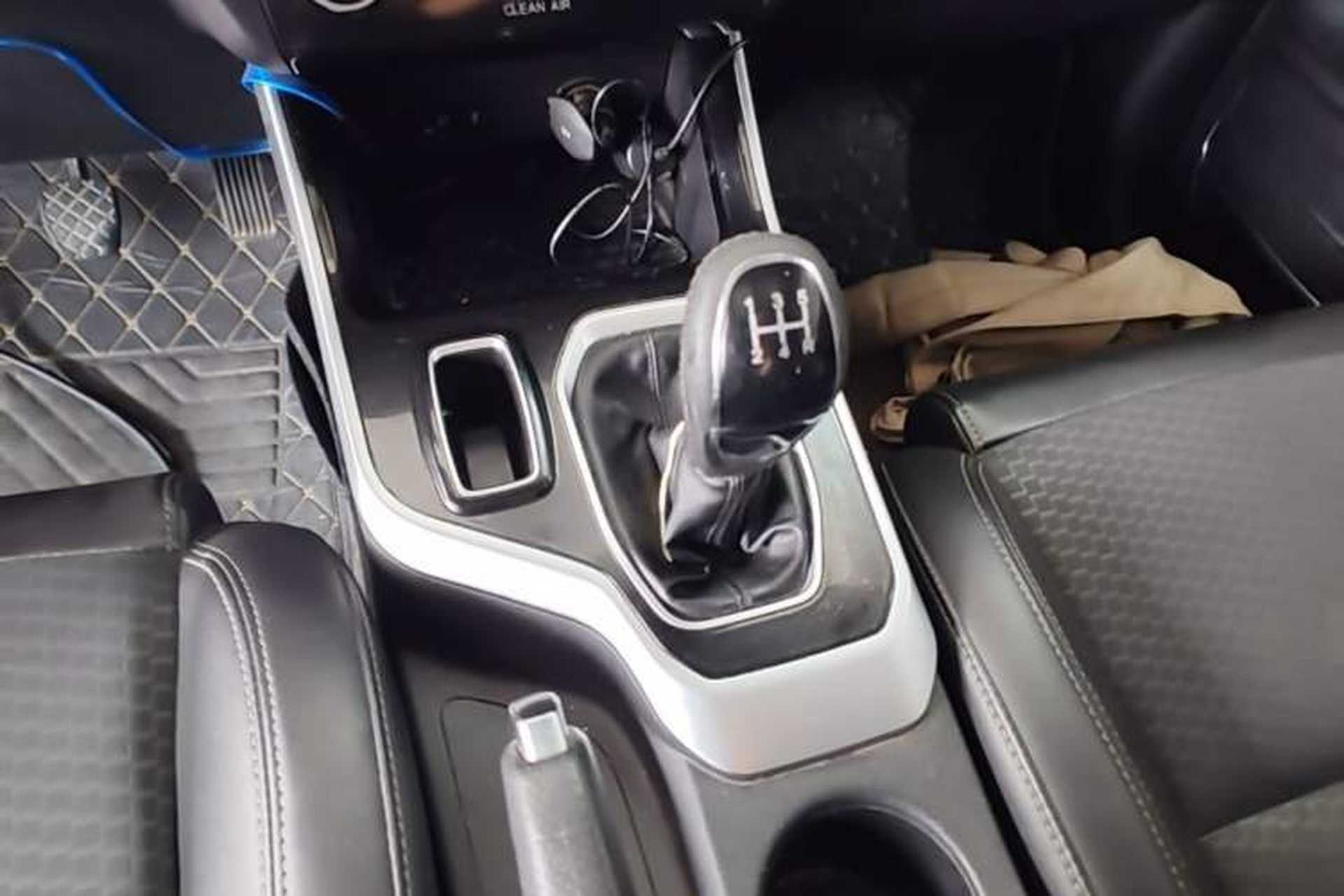 Used Chery Tiggo 5x 2020 1.5L Manual Fashion Edition Gear Lever