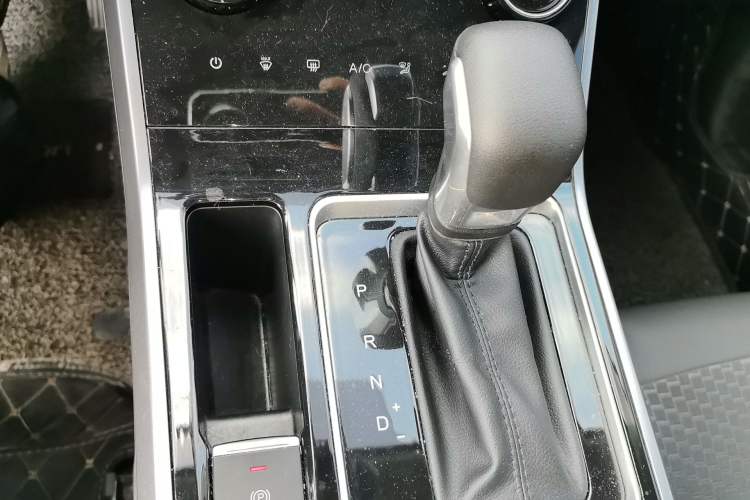 Used Chery Tiggo 5x 2020 1.5L CVT Fashion Edition Gear Lever
