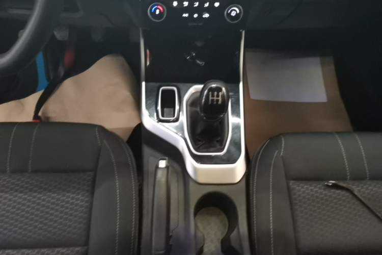 Used Chery Tiggo 5x 2020 1.5L Manual Urban Edition Gear Lever