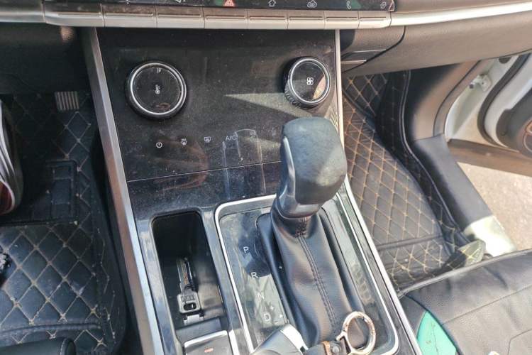 Used Chery Tiggo 5x 2020 1.5L CVT New Dynamic Edition Gear Lever
