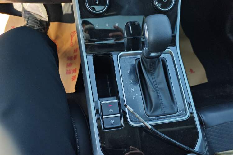 Used Chery Tiggo 5x 2020 1.5L CVT Fashion Edition Gear Lever