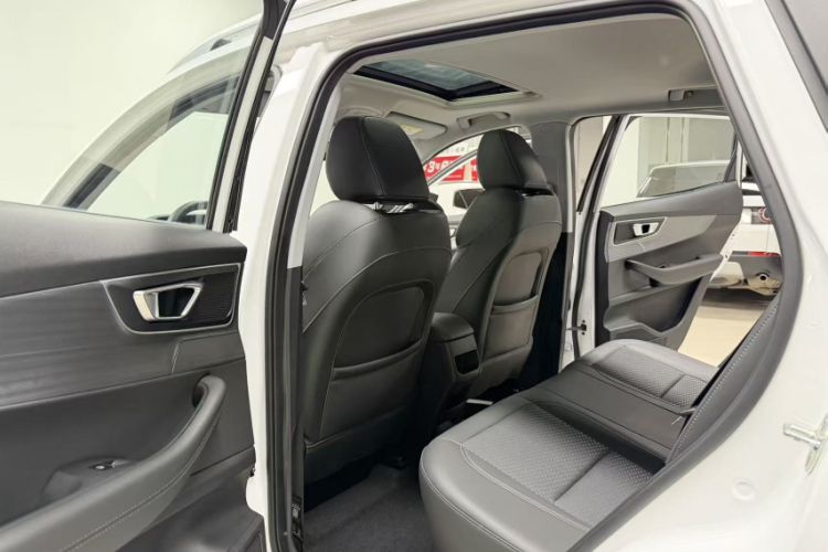 Used Chery Tiggo 5x 2020 1.5L Manual Fashion Edition Interior 4