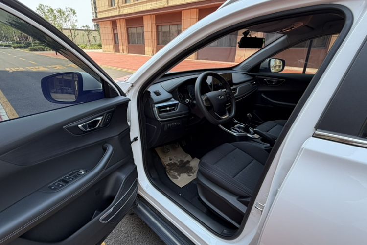 Used Chery Tiggo 5x 2020 1.5L Manual Urban Edition Interior 6