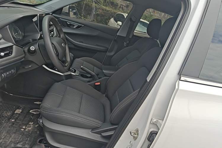 Used Chery Tiggo 5x 2020 1.5L Manual Urban Edition Left Front Seat