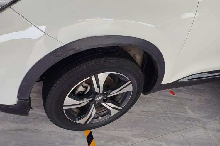 Used Chery Tiggo 5x 2020 1.5L Manual Fashion Edition Left Front Wheel Hub