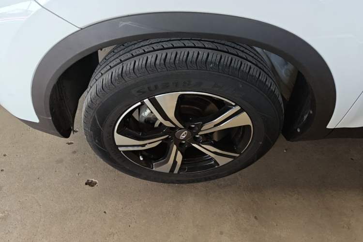 Used Chery Tiggo 5x 2020 1.5L Manual Fashion Edition Left Front Wheel Hub