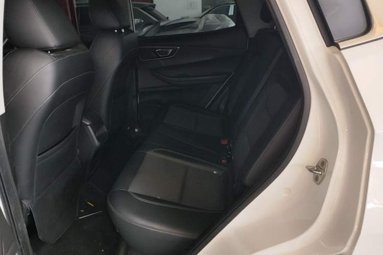 Used Chery Tiggo 5x 2020 1.5L Manual Fashion Edition Left Rear Seat