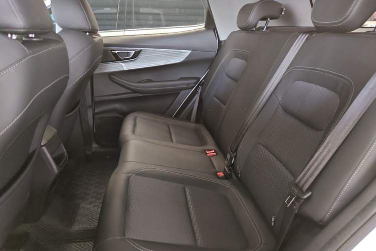 Used Chery Tiggo 5x 2020 1.5L Manual Fashion Edition Left Rear Seat